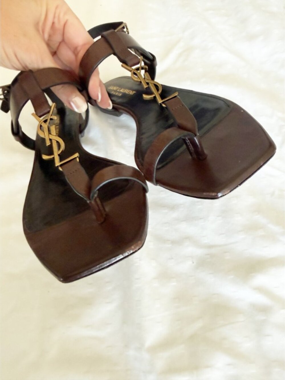 Saint Laurent Cassandra YSL Logo T Strap Toe Ring Sandal Brown Size 39.5 - Picture 7 of 16